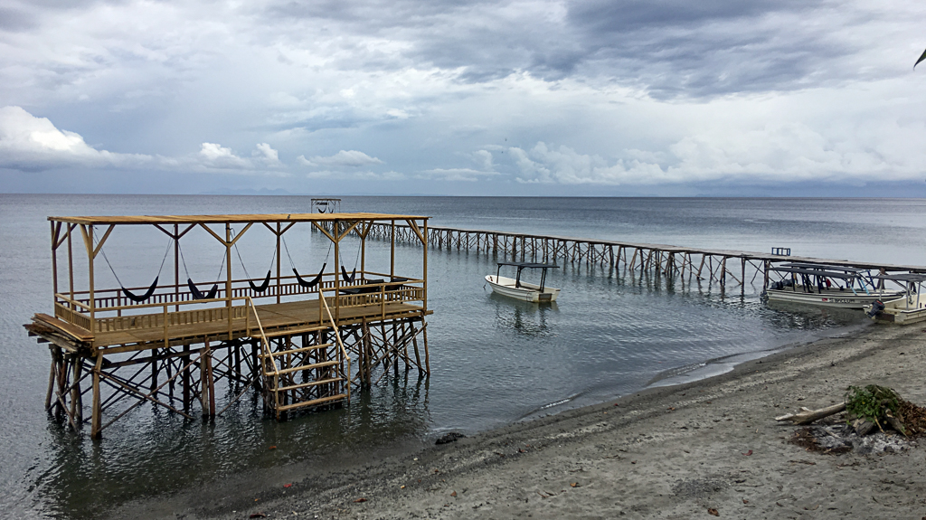 Sanctum Una Una, Jetty and Hammocks