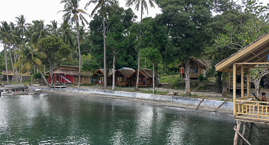 Pristine Paradise, Dive center and Bungalows