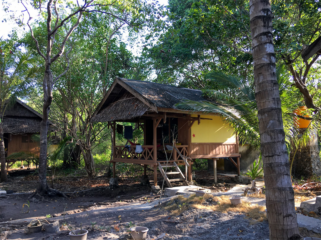 Hoga Island Dive Resort Einzelbungalow