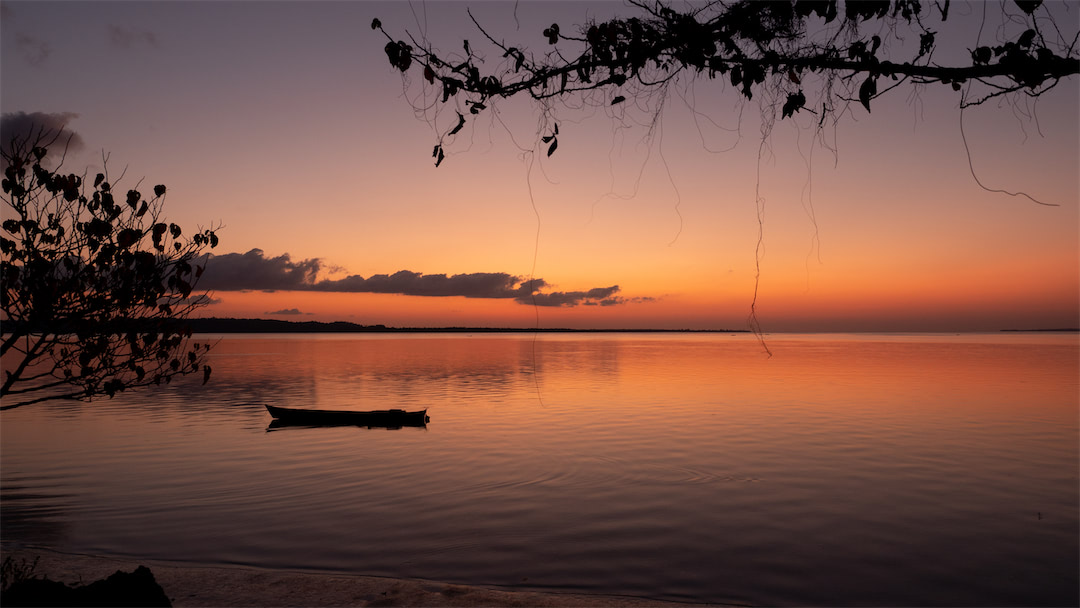 Hoga Island Dive Resort Sonnenuntergang