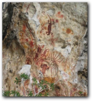 Rock paintings in Triton Bay